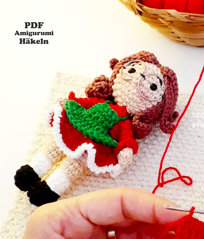 Nataly die Puppe für Weihnachten Häkeln Anleitung (3)