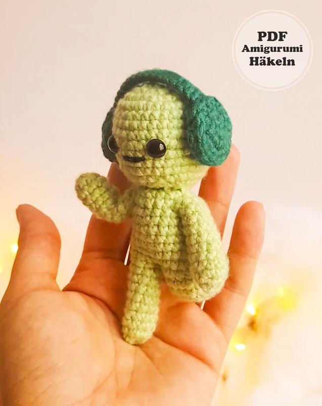Smiski mit Kopfhörer Puppe Häkeln PDF Anleitung (3)