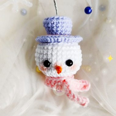 Weihnachtsbaum Ornament Schneemann Häkeln Anleitung (1)
