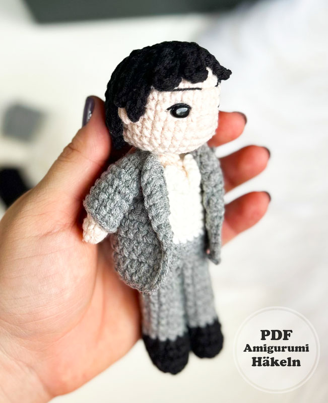 Taehyung-Puppe im Anzug Amigurumi Anleitung (3)