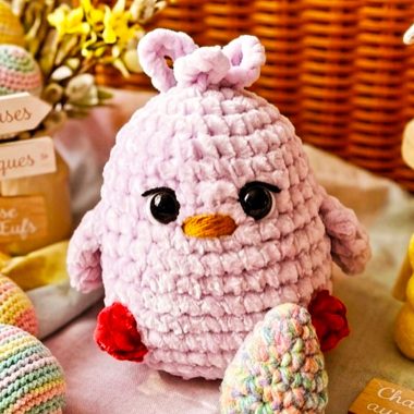 Plüsch-Osterküken mit Ei häkeln (1)