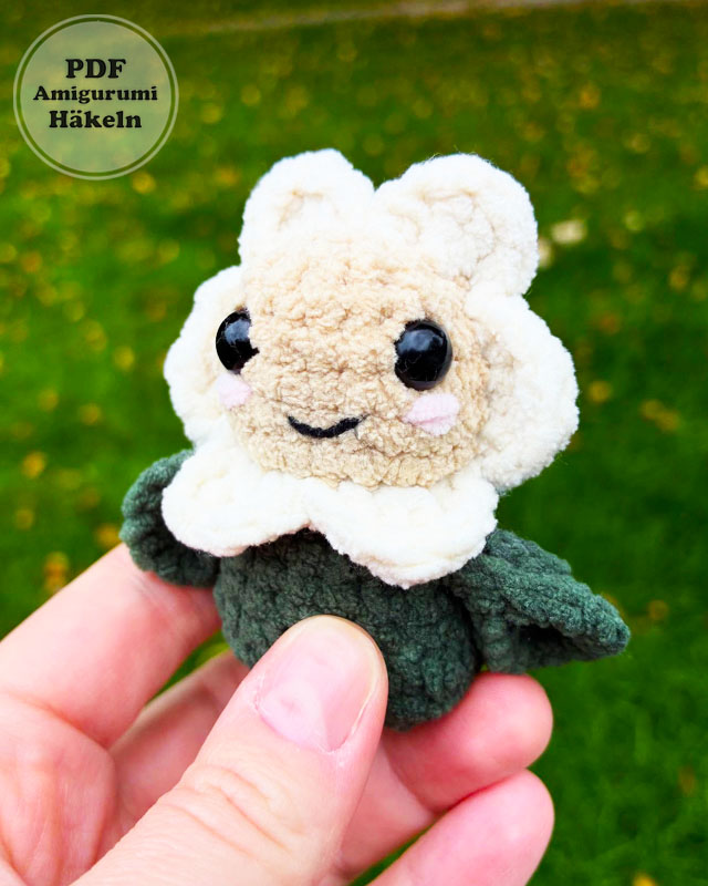 Gänseblümchen Puppe Häkelanleitung für Anfänger (2)