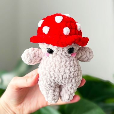 Freche Pilzpuppe Häkelanleitung kostenlos (1)